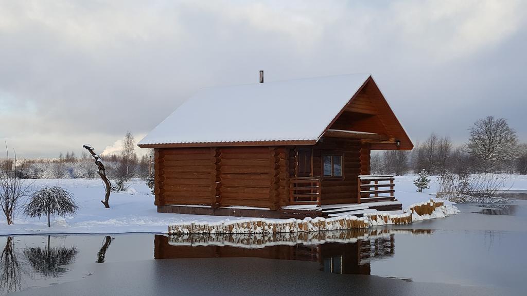 Lindiki Hotel Salaspils Exterior foto